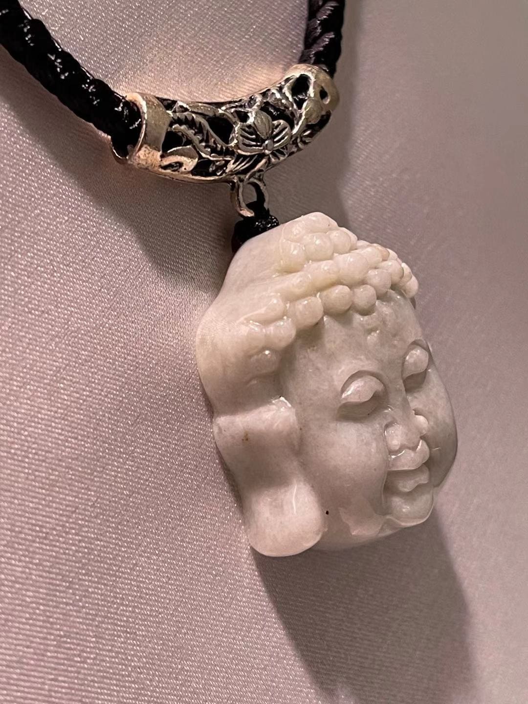 Natural White Jade buddha Head Necklace