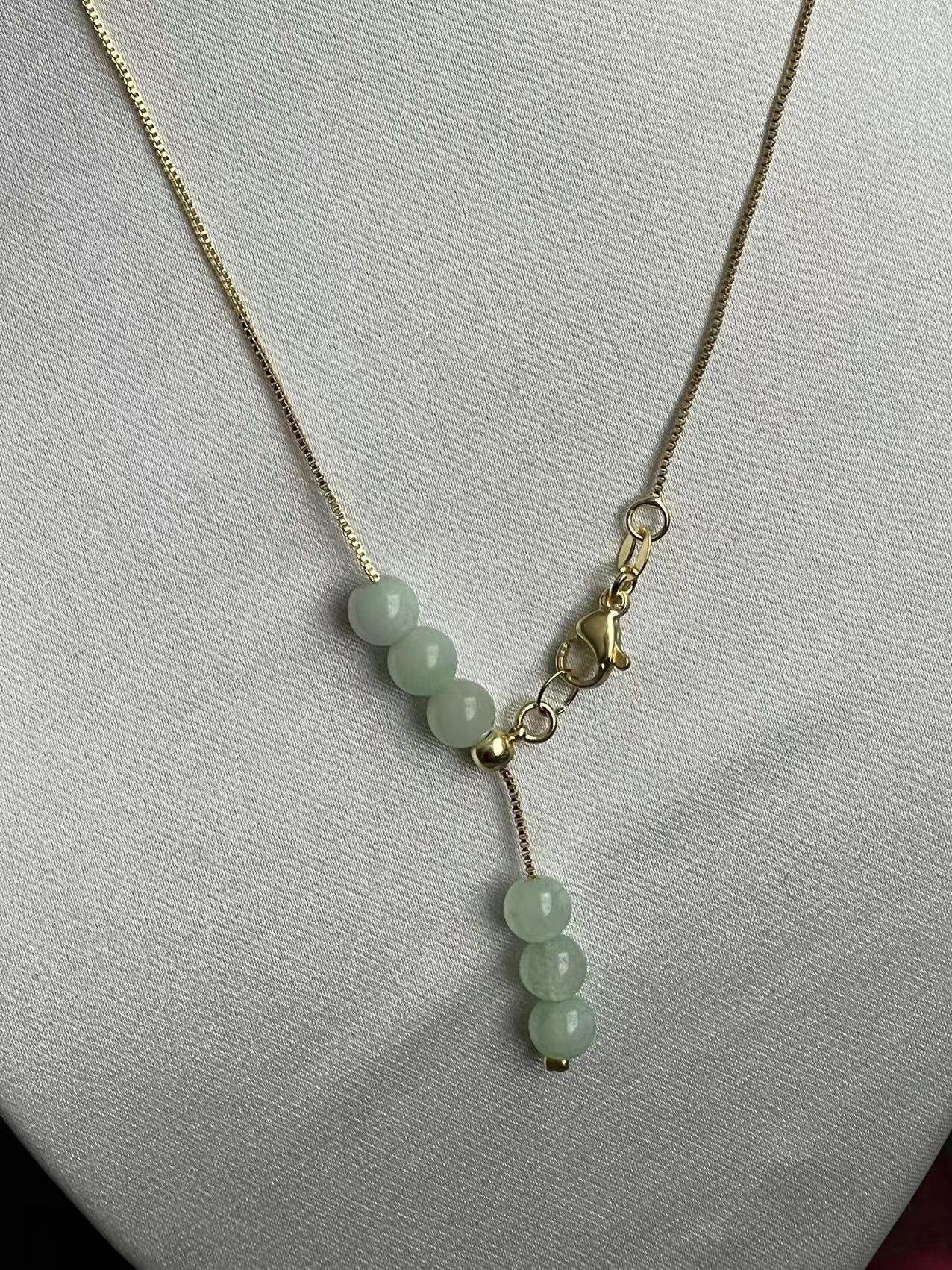 Natural Jade Bead Necklace