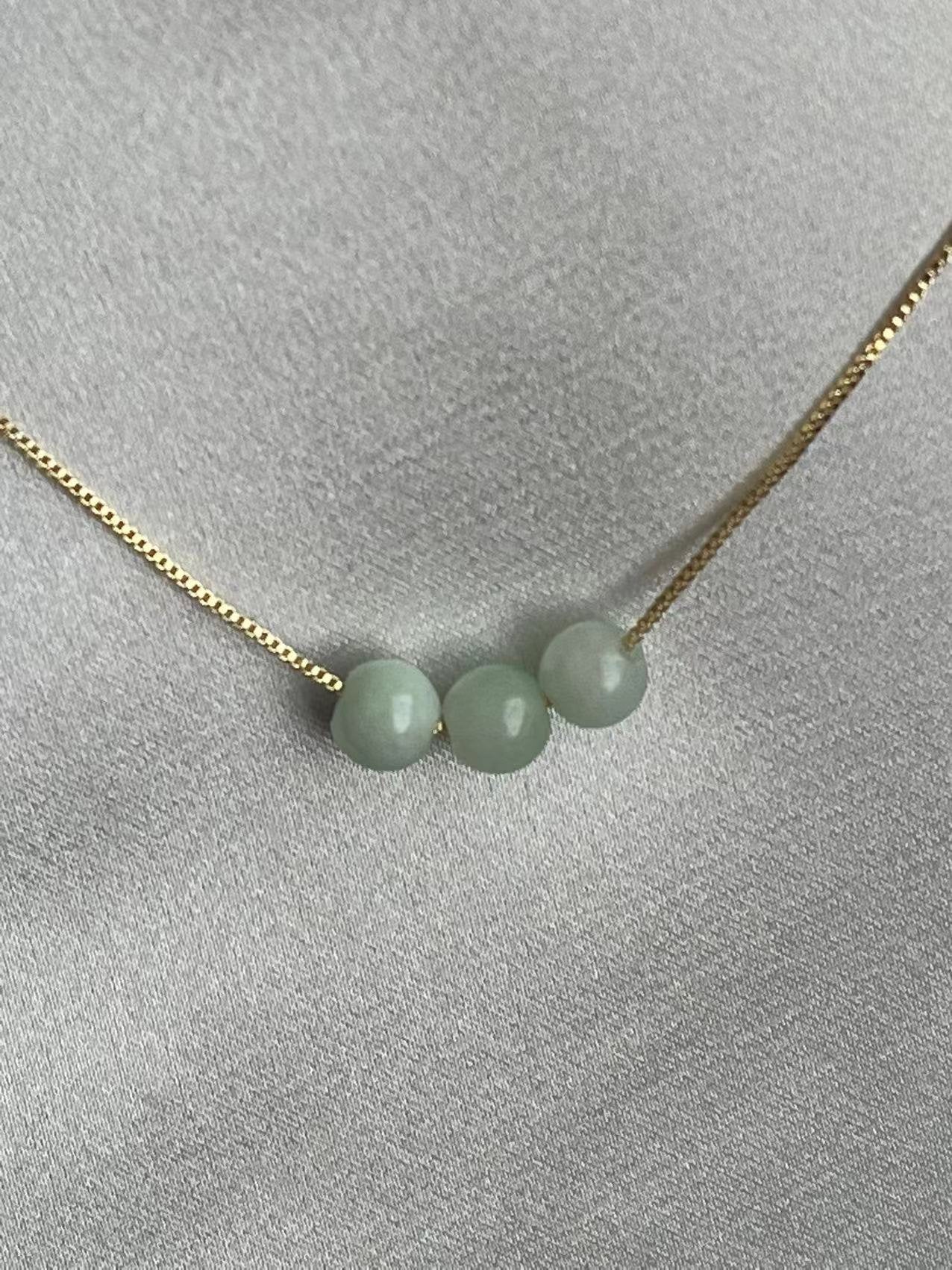 Natural Jade Bead Necklace